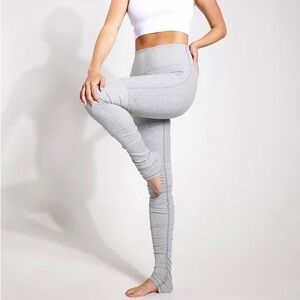Alo - High Waist Alosoft Goddess Legging